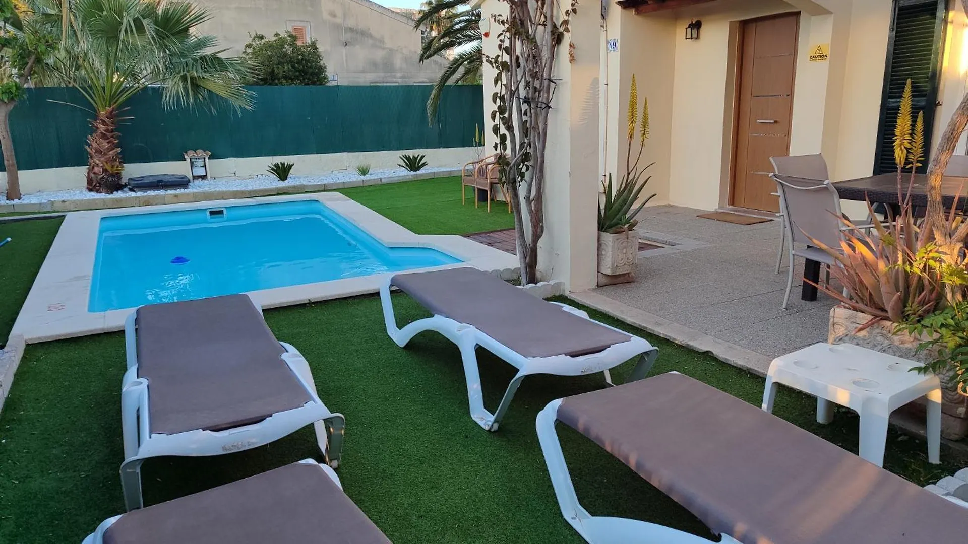 Vila Oleanda Port d'Alcúdia 0*,